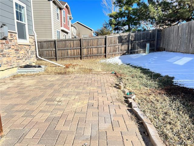 Building Photo - 19480 E Idaho Ave