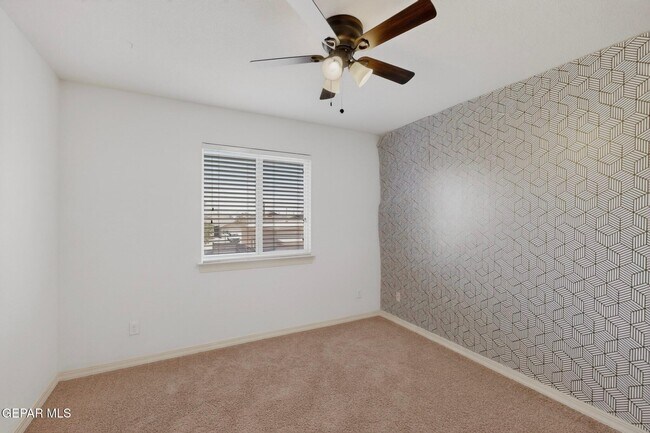 Building Photo - 14613 Sunny Land Ave