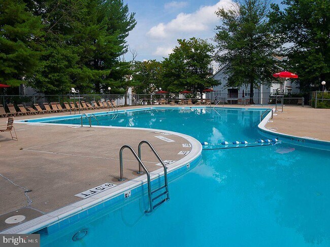 Building Photo - 18502 Boysenberry Dr