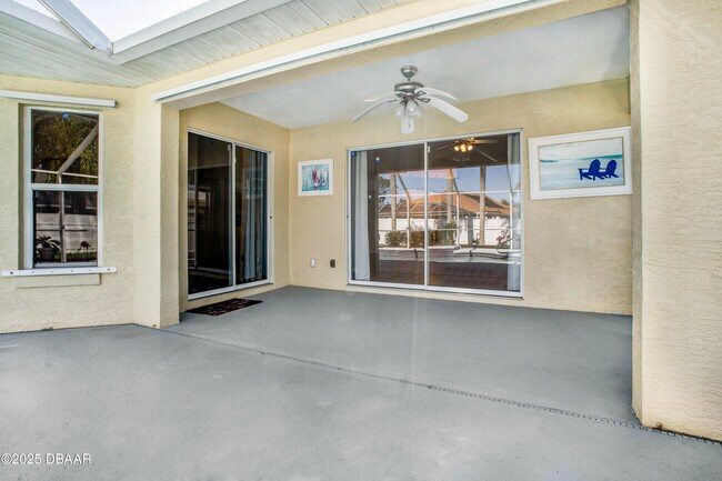 Building Photo - 6115 Sabal Point Cir
