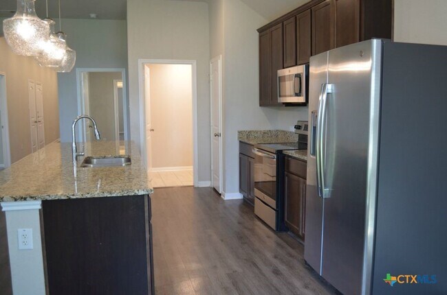 Building Photo - 3414 Addison St