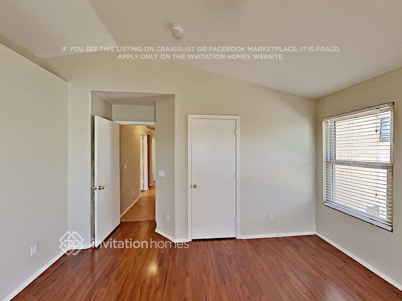 Building Photo - 1896 S Pinto Dr