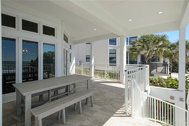 Building Photo - 1800 Gulf Blvd