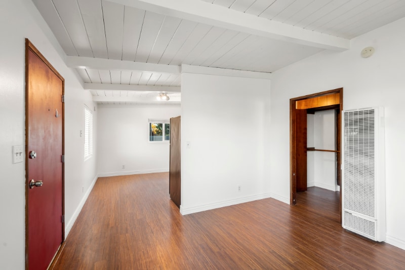 Building Photo - 2348 Cypress Ave