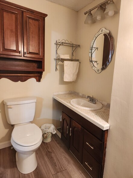 Building Photo - 171 Frederick St