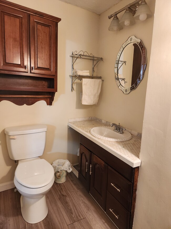 Building Photo - 171 Frederick St