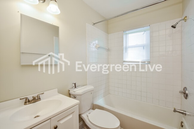 Building Photo - 4022 Sewall Dr SW