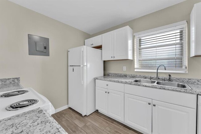 Building Photo - 2935 Washington St