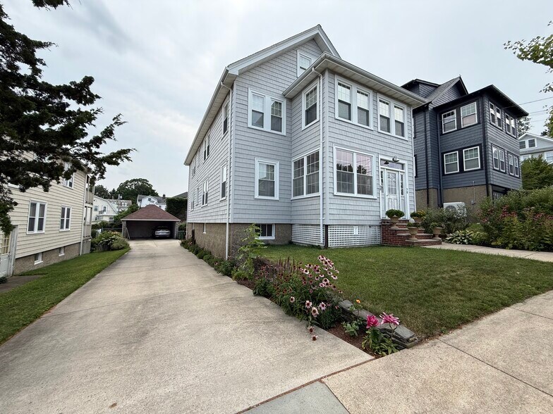 Building Photo - 68 Templeton Pky