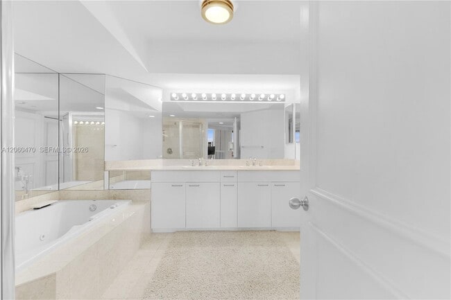 Building Photo - 21055 Yacht Club Dr