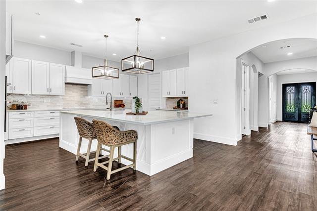 Building Photo - 1045 Peppy San Dr