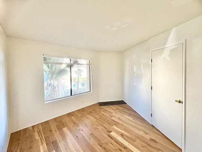 Building Photo - 8316 Via Sonoma