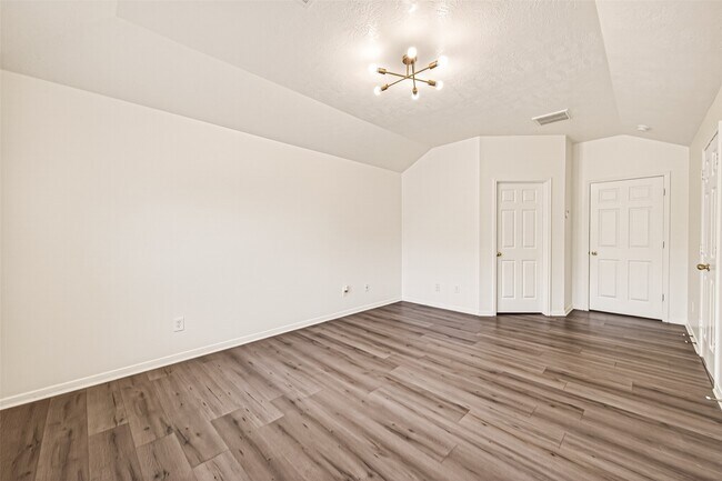 Building Photo - 25135 Florina Ranch Dr