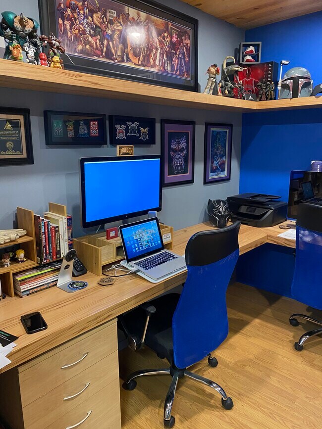 Building Photo - 120 N Pacific St