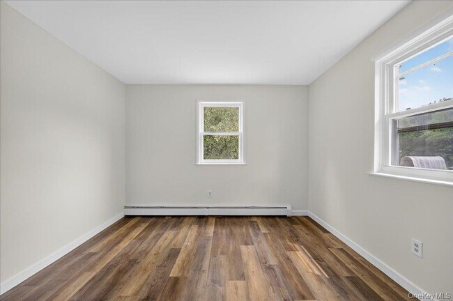 Building Photo - 226 Knoth Rd