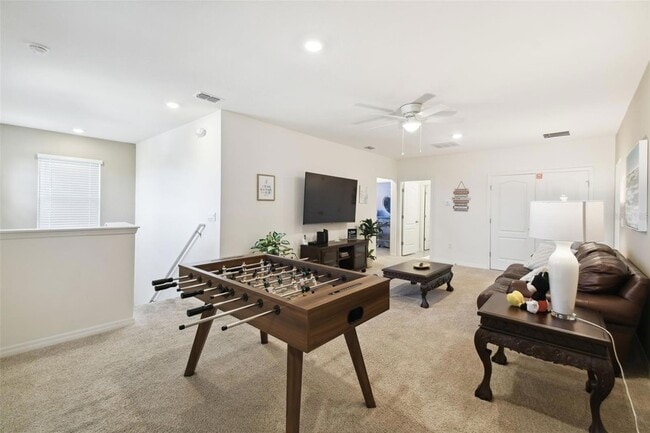 Building Photo - 7704 Oakmoss Loop