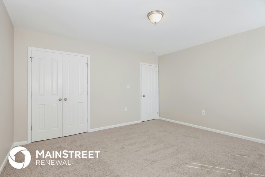 Building Photo - 8529 Emerald Fern Way