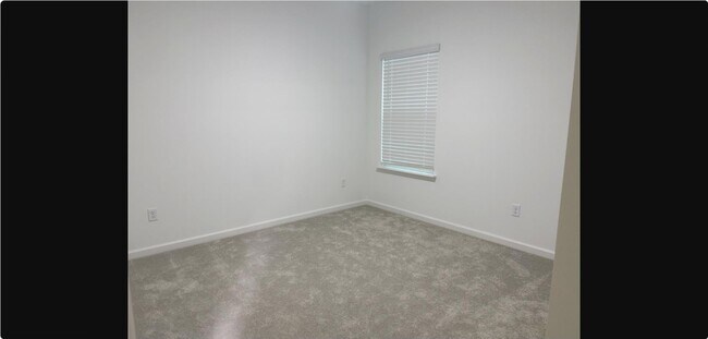 Building Photo - 63 River Strand Ln