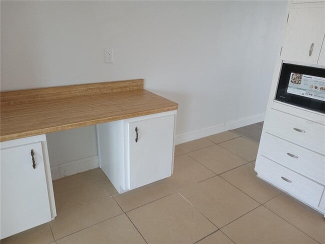 Building Photo - 2359 Finlandia Ln