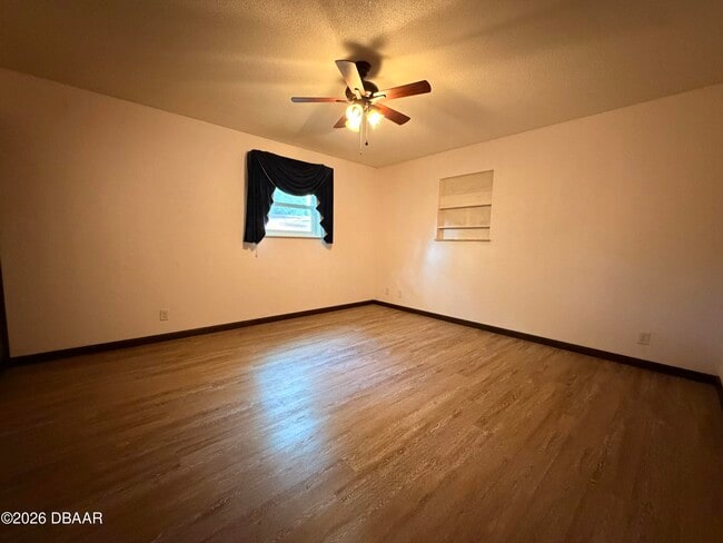 Building Photo - 711 Freda Ln