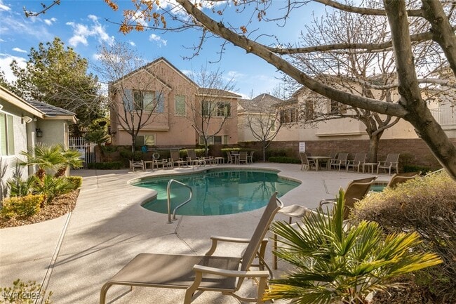 Building Photo - 2832 Glistening Grove Ave