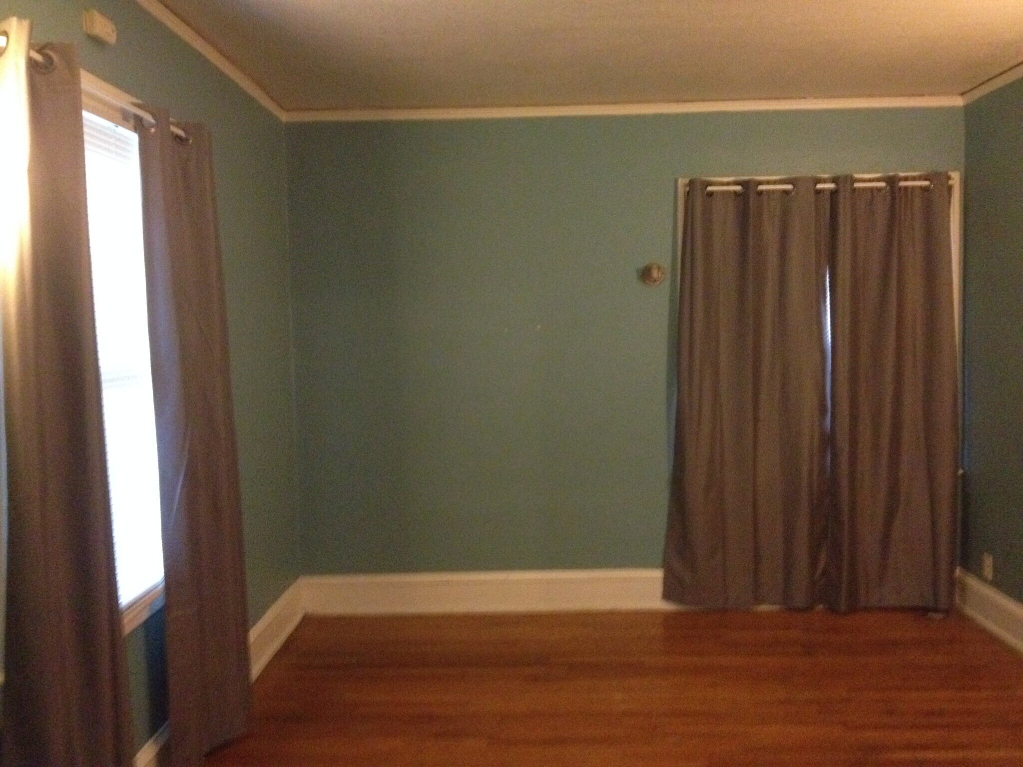 Building Photo - 4047 Warwick Blvd