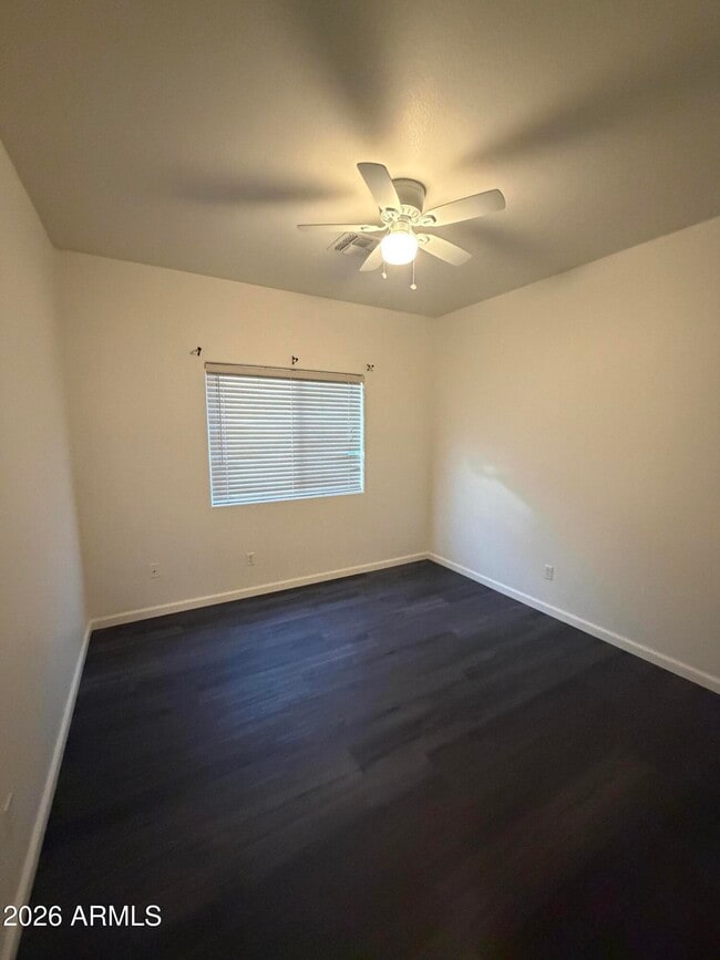 Building Photo - 4455 E Peach Tree Dr