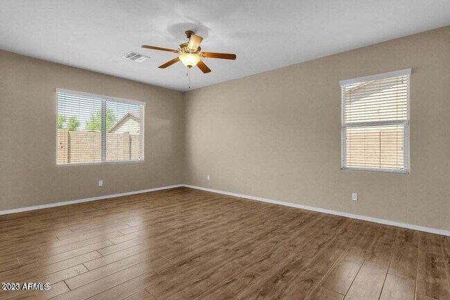 Building Photo - 5542 W Kowalsky Ln
