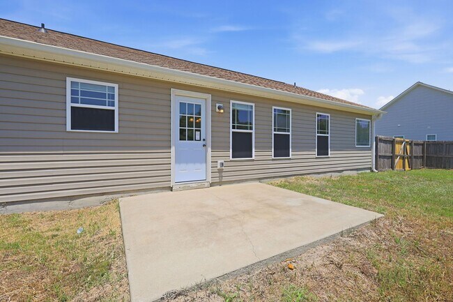 Building Photo - Welcome to Turkey Ridge!
