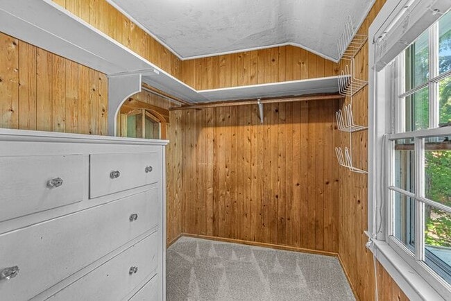 Building Photo - Beautiful Estate for Rent in Ashland