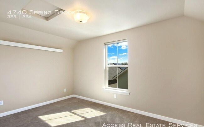Building Photo - 4740 Spring Brook Ct