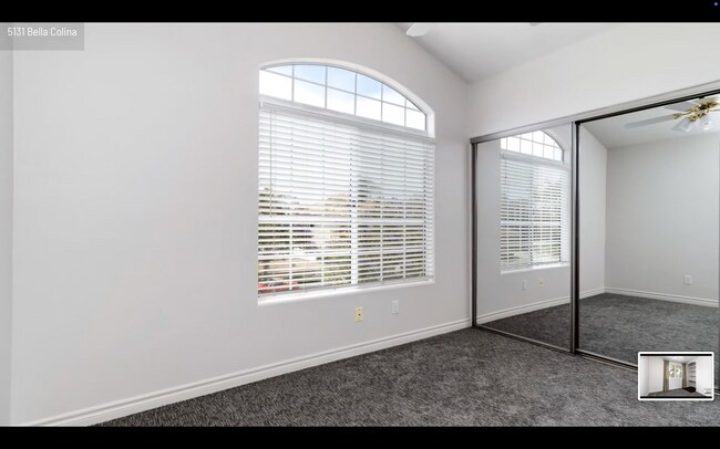 Building Photo - Incredible Rancho Del Oro Home!