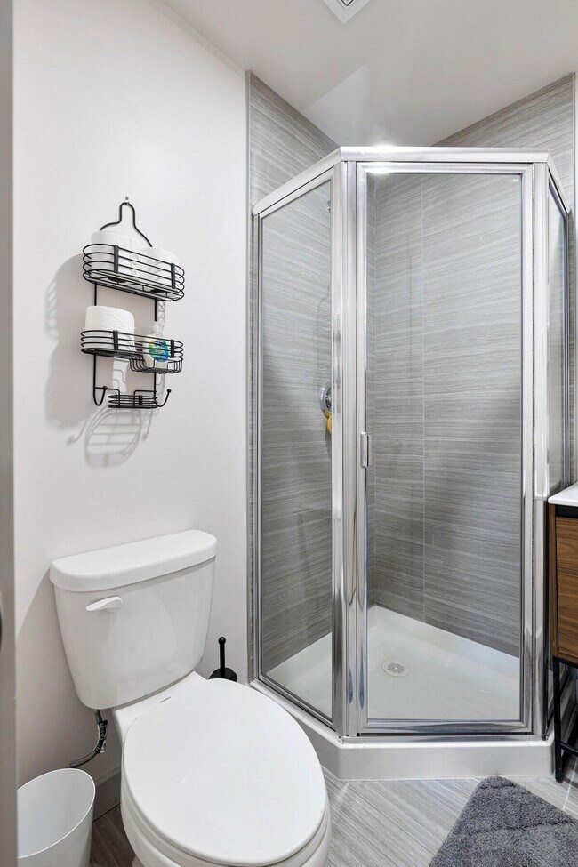 Building Photo - 11 Prince St