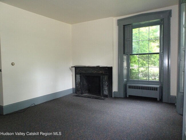 Building Photo - 549 NY-23B