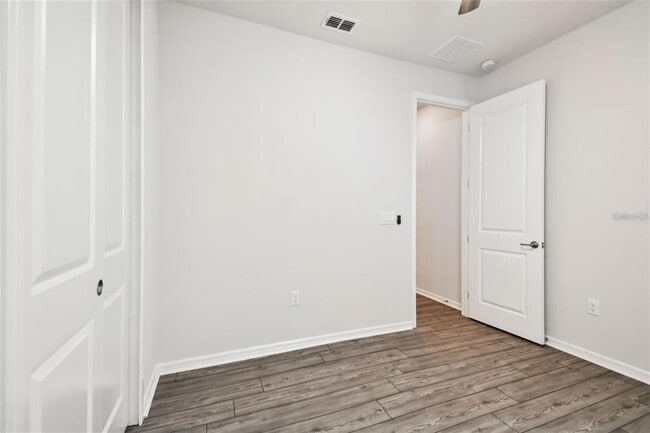 Building Photo - 13144 Peachleaf Ave