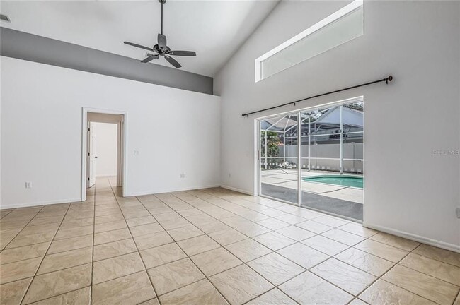 Building Photo - 520 Hollinghead Loop