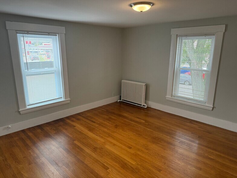 Building Photo - 67 North Beacon St