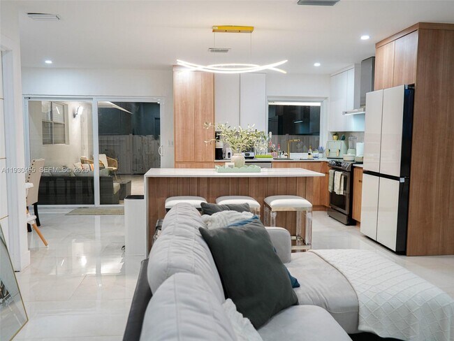 Building Photo - 7951 NW 37th Dr