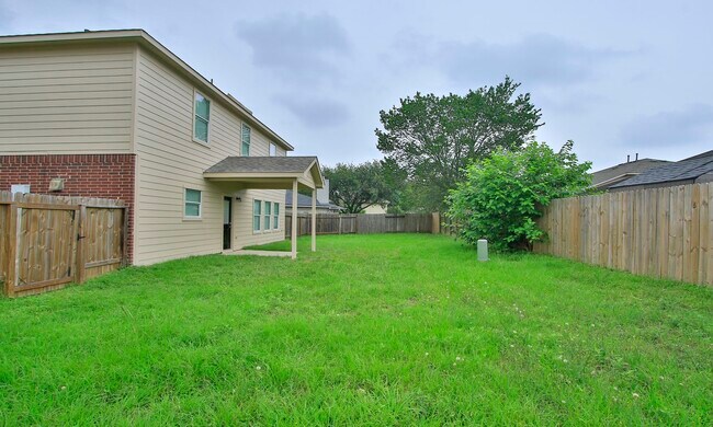 Building Photo - 20102 Glacier Falls Dr