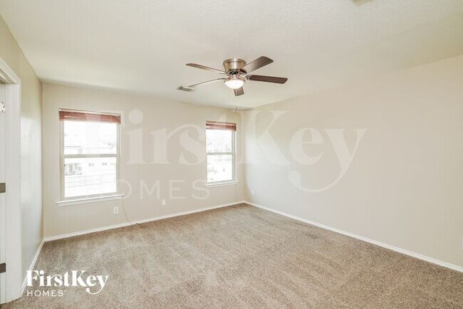 Building Photo - 11235 Forest Pass Ct