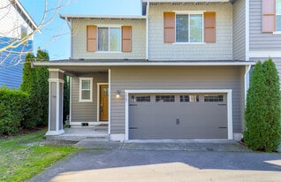 Building Photo - 3947 Jett Ln NE