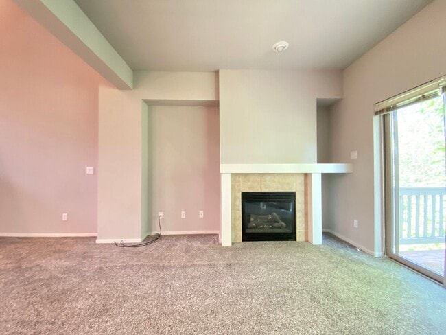 Building Photo - 2068 NW Boulder Way Dr