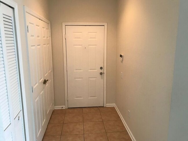 Building Photo - Must-See 3 Bedroom / 2 Bathroom Condo in Brantley Terrace, Altamonte Springs!