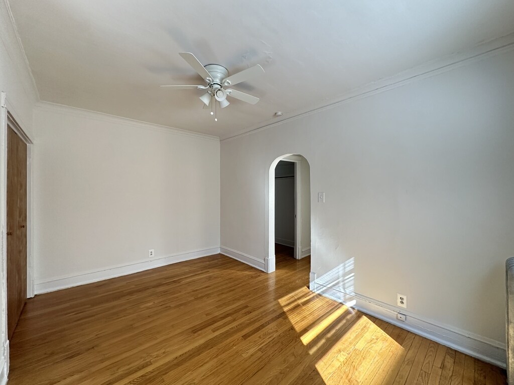 Building Photo - 6347 N Magnolia Ave