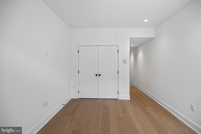 Building Photo - 635 N 7th St