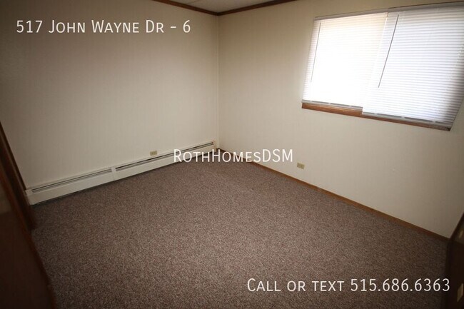 Building Photo - 517 S John Wayne Dr