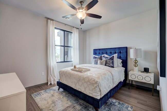 Building Photo - 35 Degrees North Apartment Homes