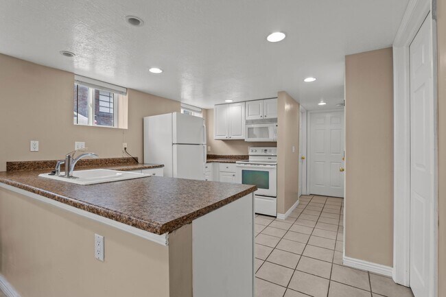 Building Photo - The Provo Home You've Been Waiting For