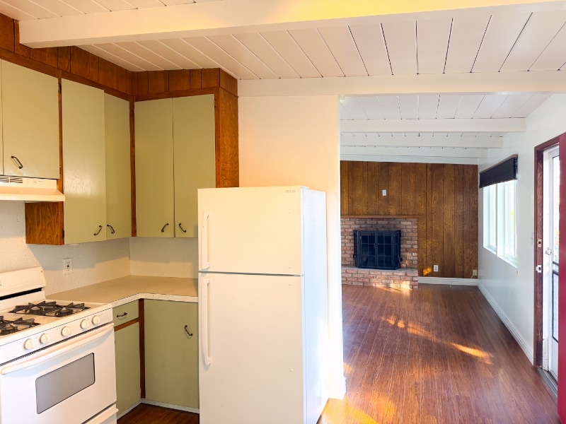 Building Photo - 2348 Cypress Ave