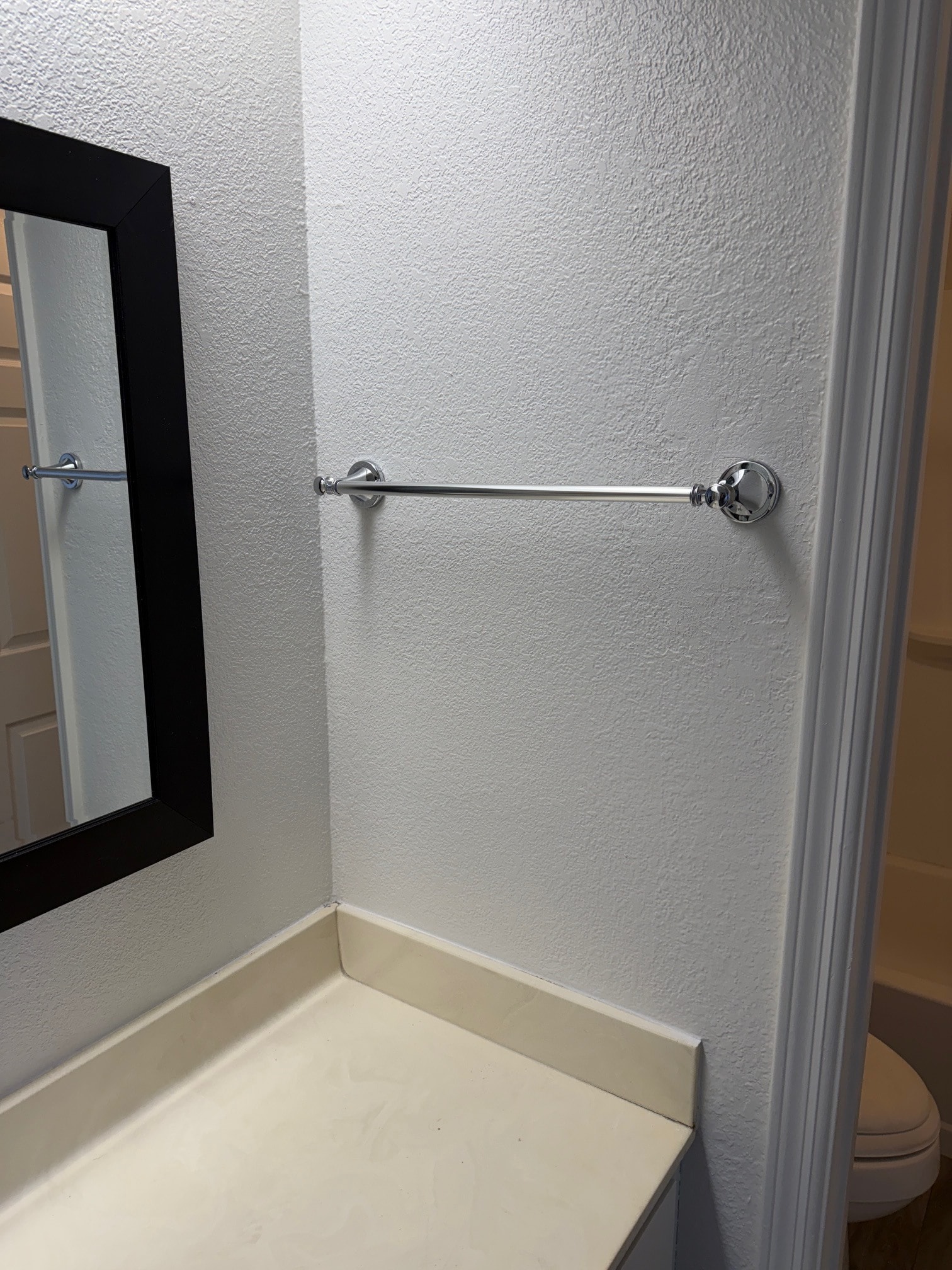 Building Photo - 2035 S Elm St